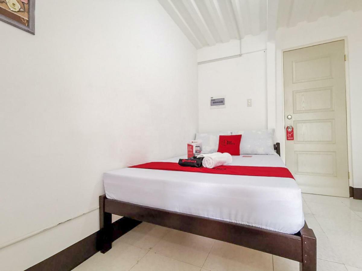 Reddoorz Near Davao Medical School Foundation Hotel Kültér fotó