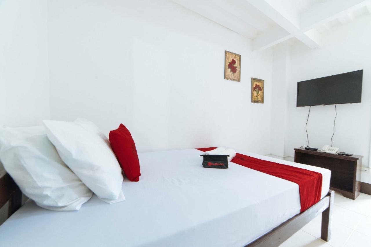 Reddoorz Near Davao Medical School Foundation Hotel Kültér fotó
